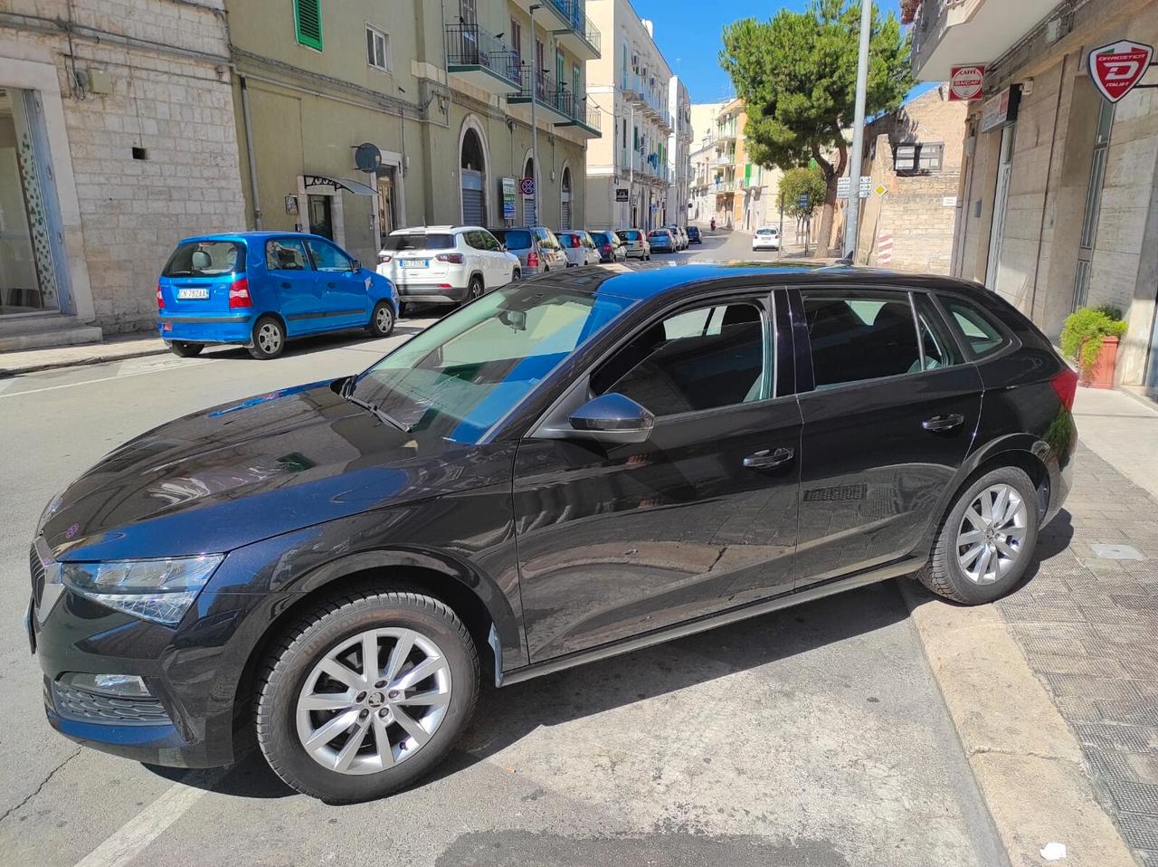 SKODA SCALA 1.0 TSI AMBITION UNIPRO/KMCERTIF/FULL