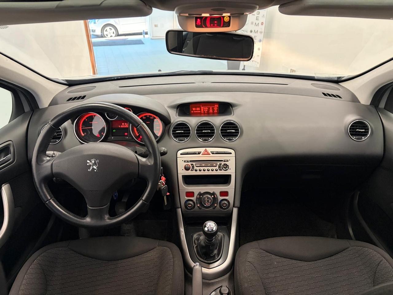 Peugeot 308 1.6 HDi 110CV TETTO PANORAMICO