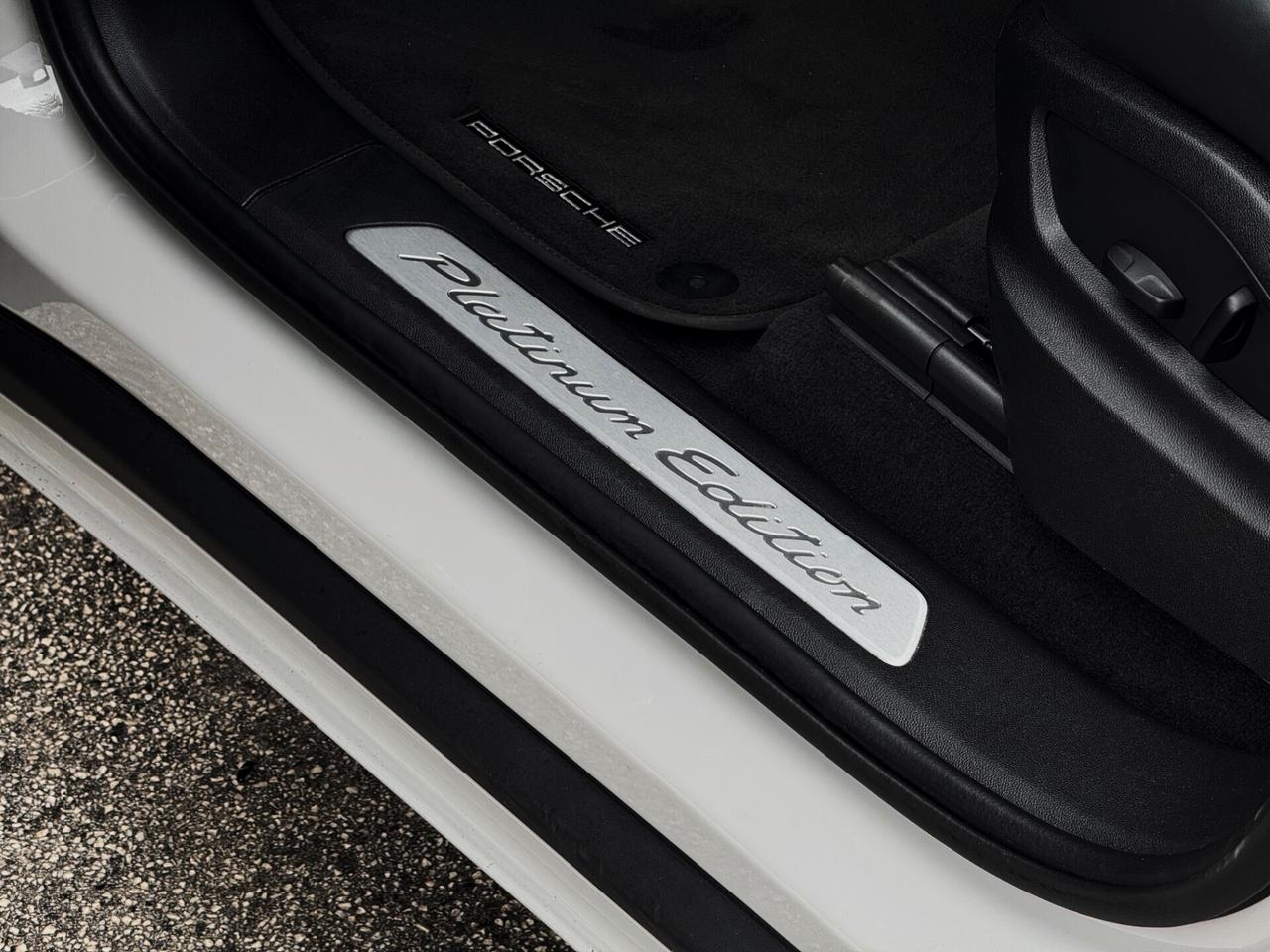 Porsche Cayenne Coupe 3.0 E-Hybrid Platinum Edition