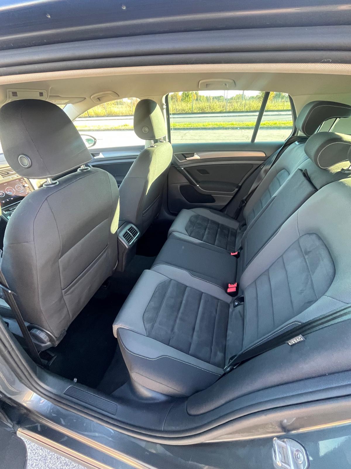 Volkswagen Golf 1.6 TDI 115 CV 5p. Highline BlueMotion Technology