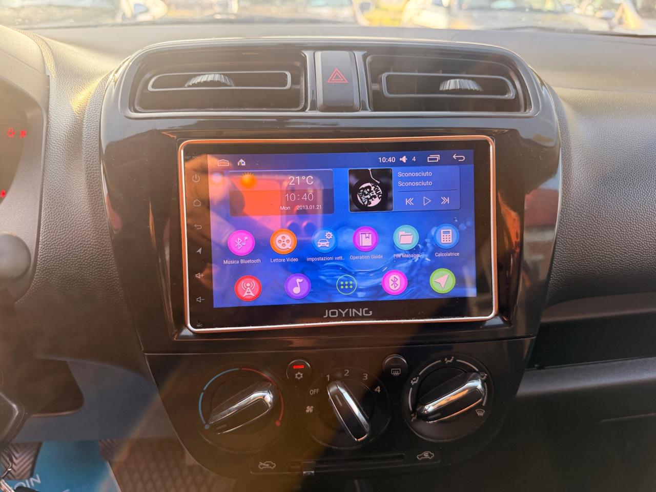 Mitsubishi Space Star 1.0 Invite
