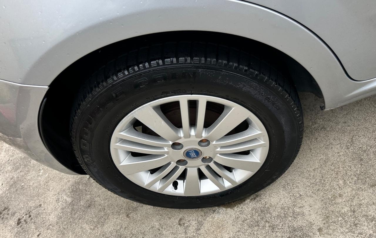 Fiat Grande Punto 1.3 MJT 90 CV 5 porte Dynamic