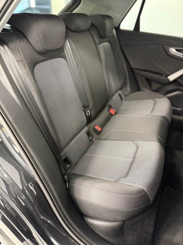 AUDI Q2 30 TDI Business Advanced