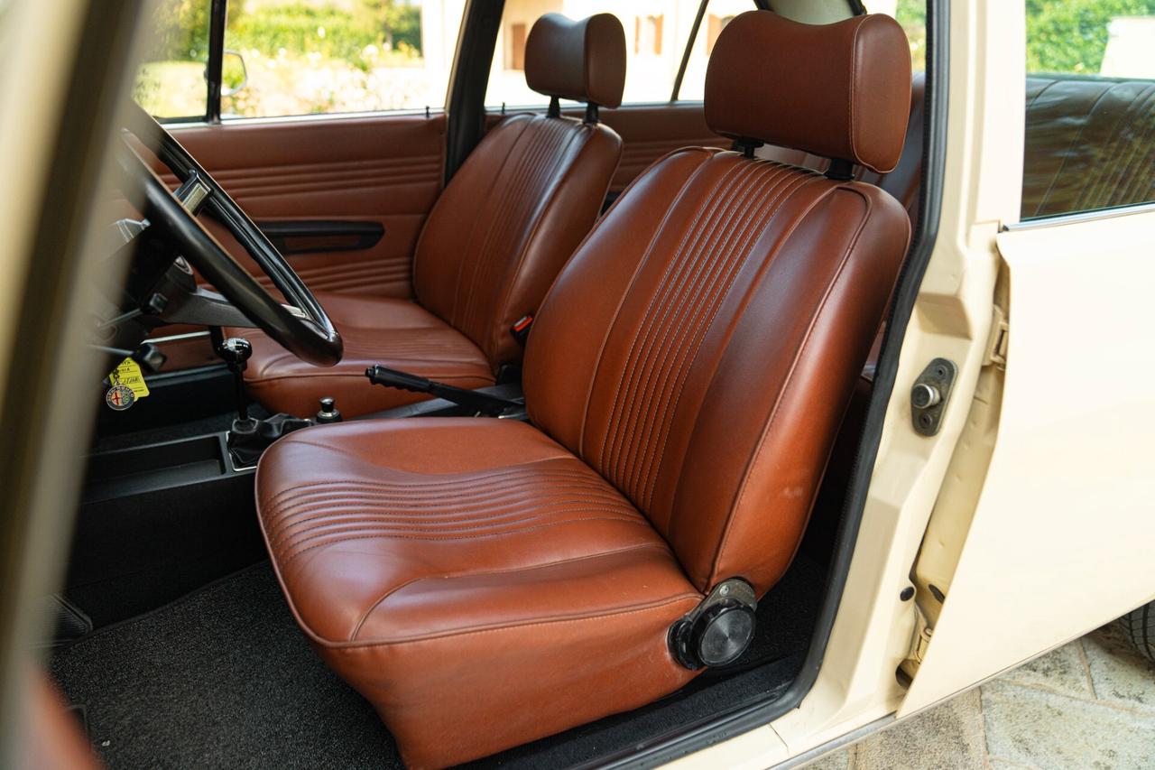 Alfa Romeo Alfetta 1600 - ALF00271