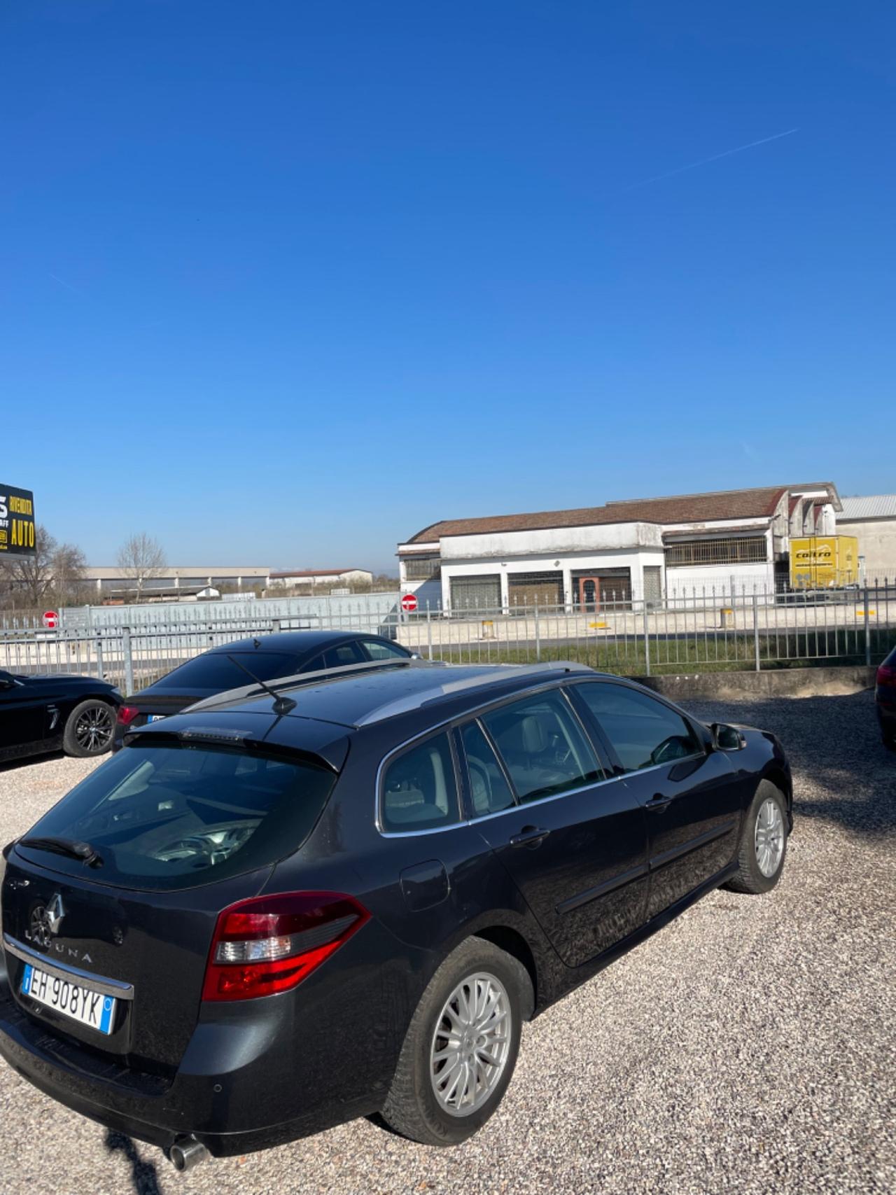 Renault Laguna 2.0 dCi 150CV SporTour Nav