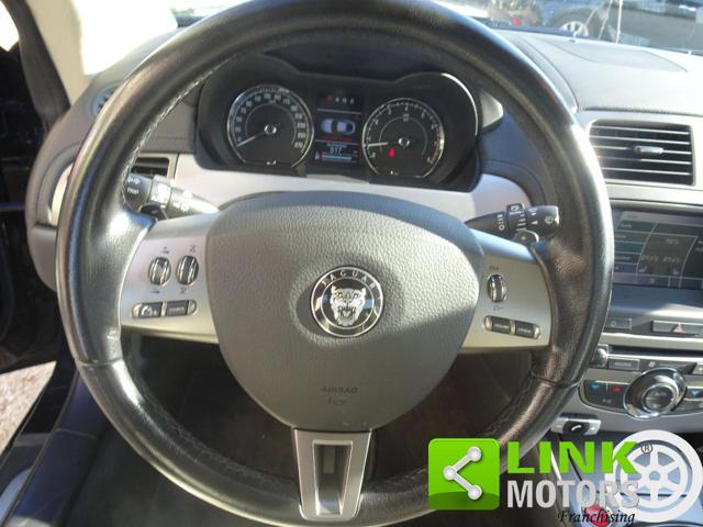 JAGUAR XK 4.2 V8 Coupé