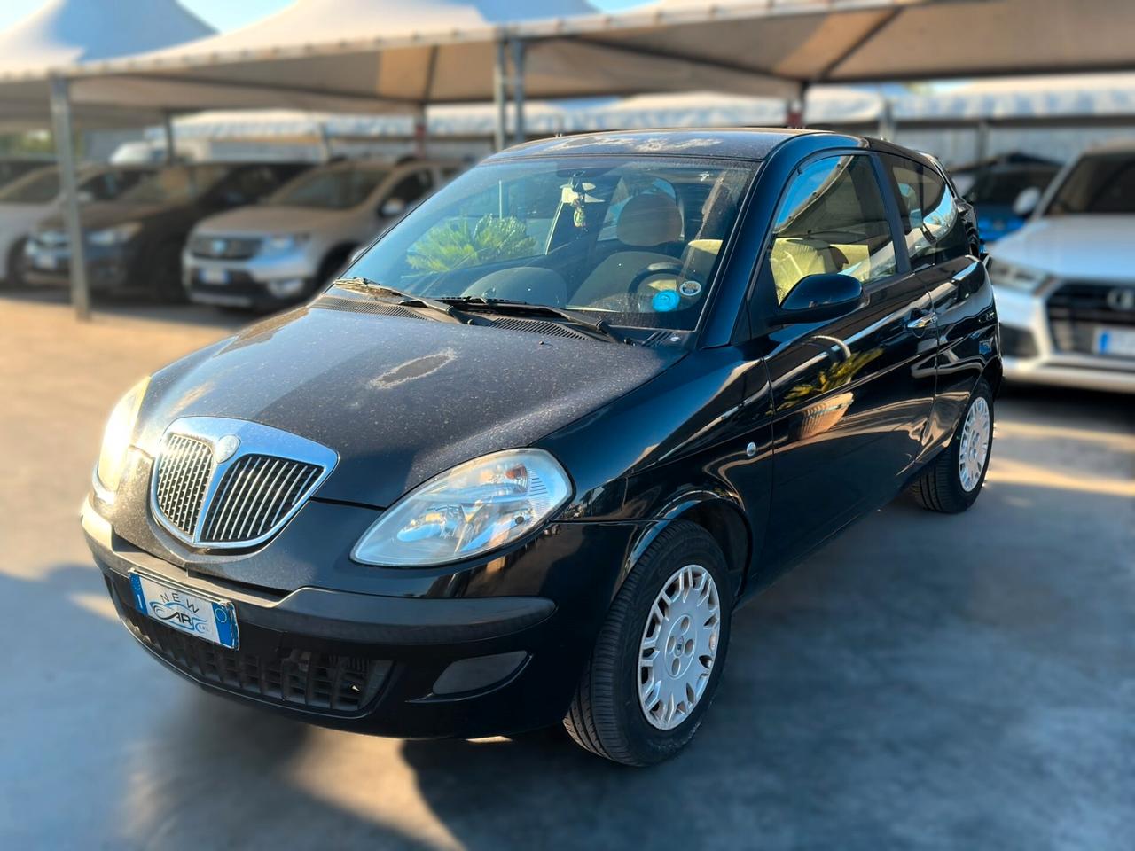 Lancia Ypsilon 1.3 MJT 70 CV Argento