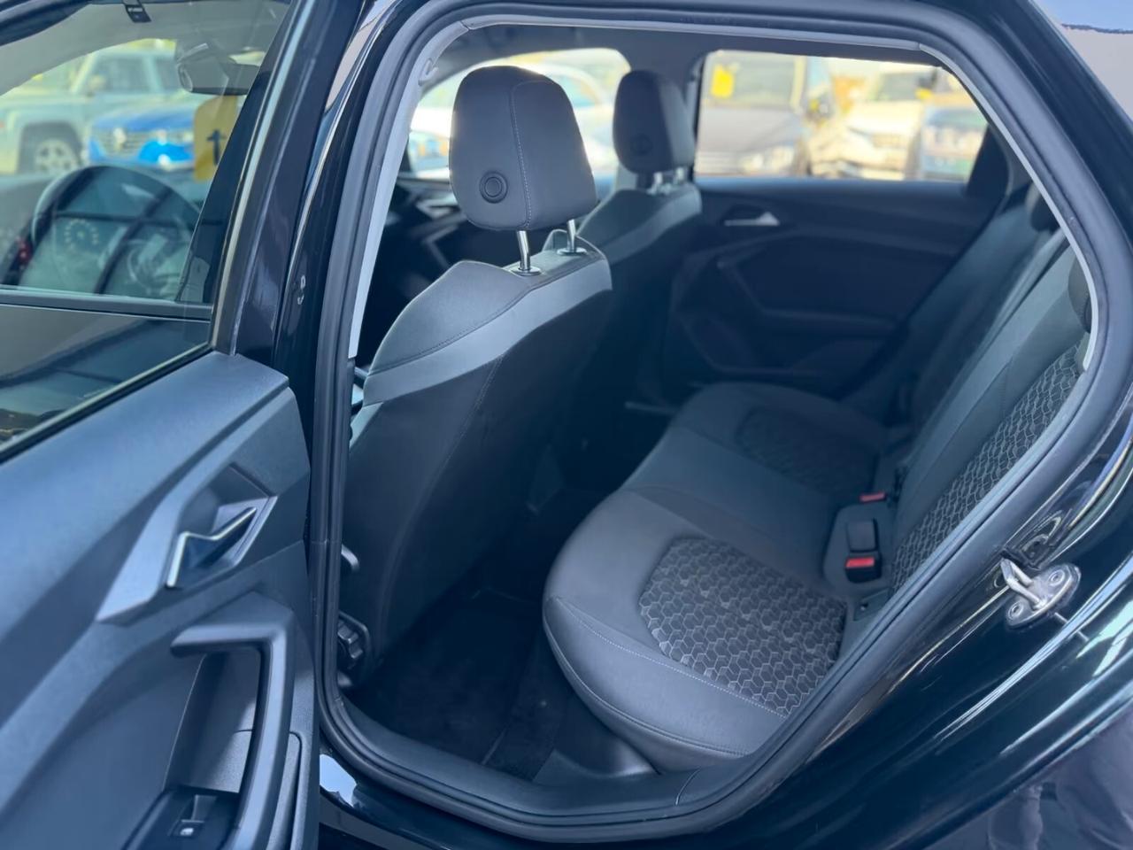 Audi A1 Sportback 30 TFSI advanced Virtual