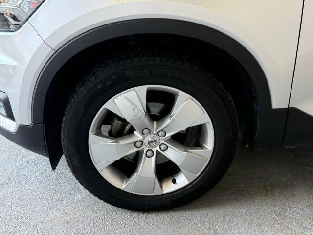 VOLVO XC40 D3
