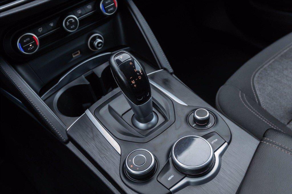 ALFA ROMEO Stelvio 2.2 t Business rwd 190cv auto my19 del 2018