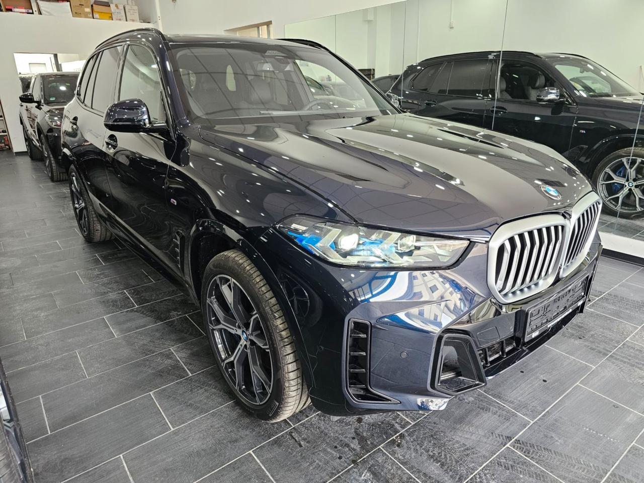 BMW X5 30d xDrive M-Sport NEW MODEL C.21" Tetto Navi 360