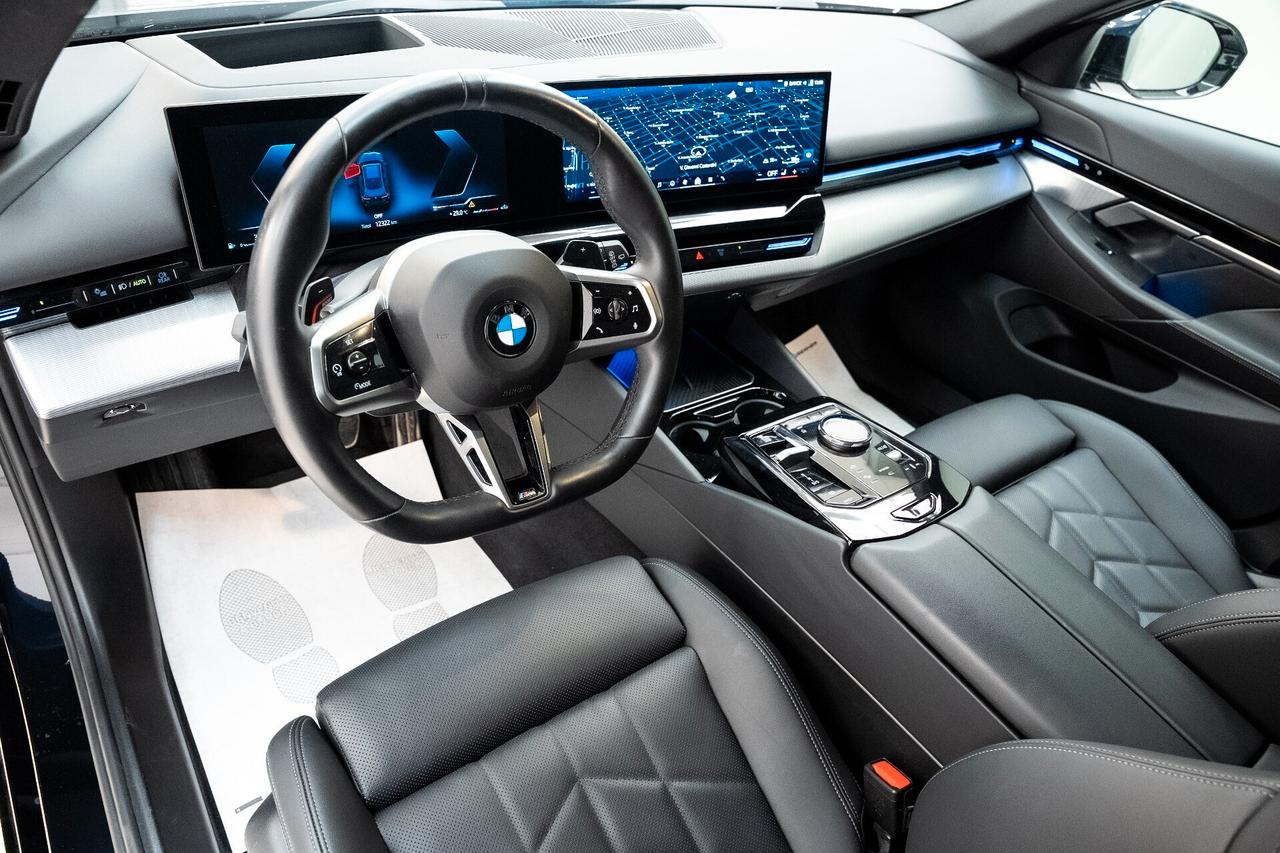 BMW 520d Serie 5 G61 Touring 48V xdrive MSport Pro auto IVA ESPOSTA