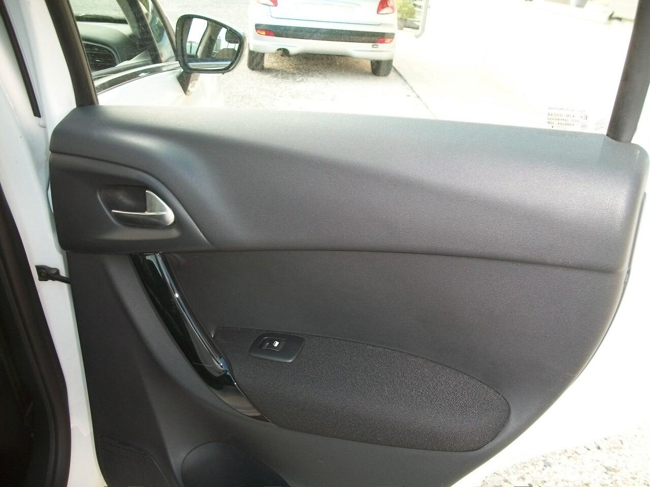 Citroen C3 1.0 VTi 68 Exclusive cc 999 benzina euro 5 Akm 99680 garanzia un anno si neopatentati
