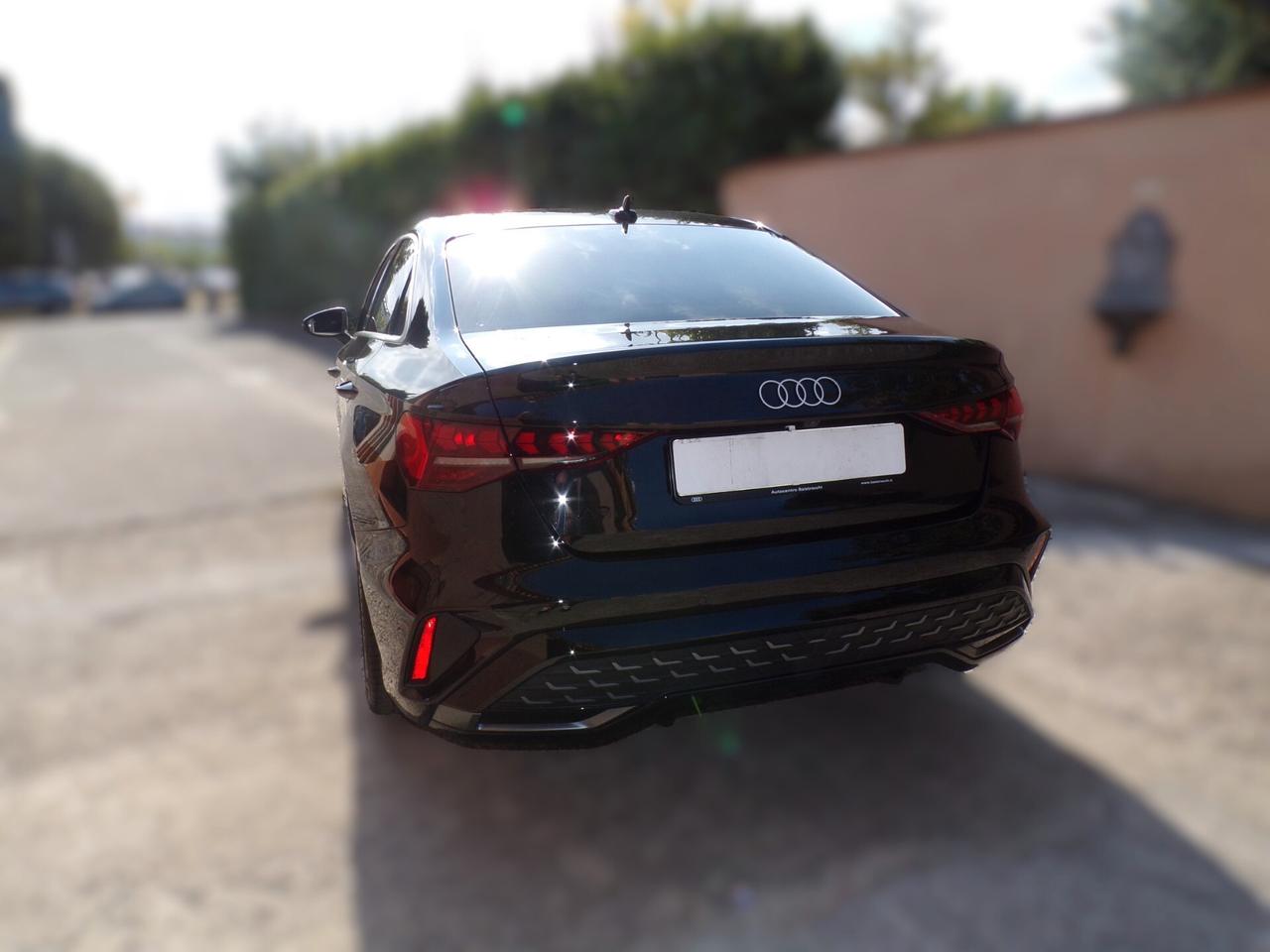 Audi A3 Sedan 1.5 TFSI MHEV S line Edition S-tronic – Fari LED Matrix Navi Pari al Nuovo