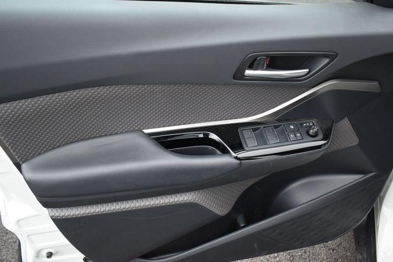 Toyota C-HR C-HR 1.8 Hybrid E-CVT Lounge