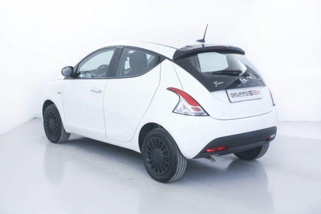 LANCIA Ypsilon 1.0 FireFly 5 porte S&S Hybrid Silver NEOPATENTATI