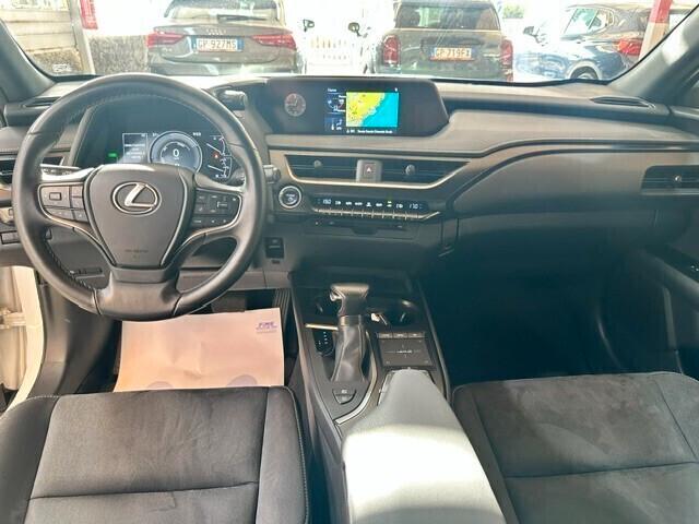 Lexus UX Hybrid Business