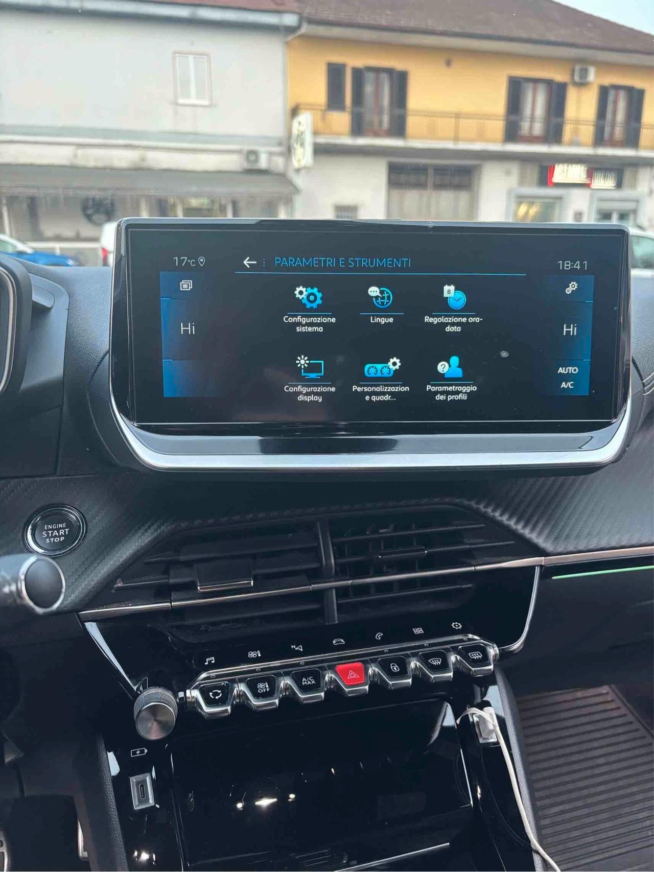 Peugeot 2008 PureTech 130 S&S EAT8 GT