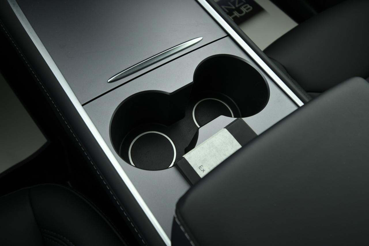 TESLA Model Y Performance Dual Motor awd +AUTOPILOT