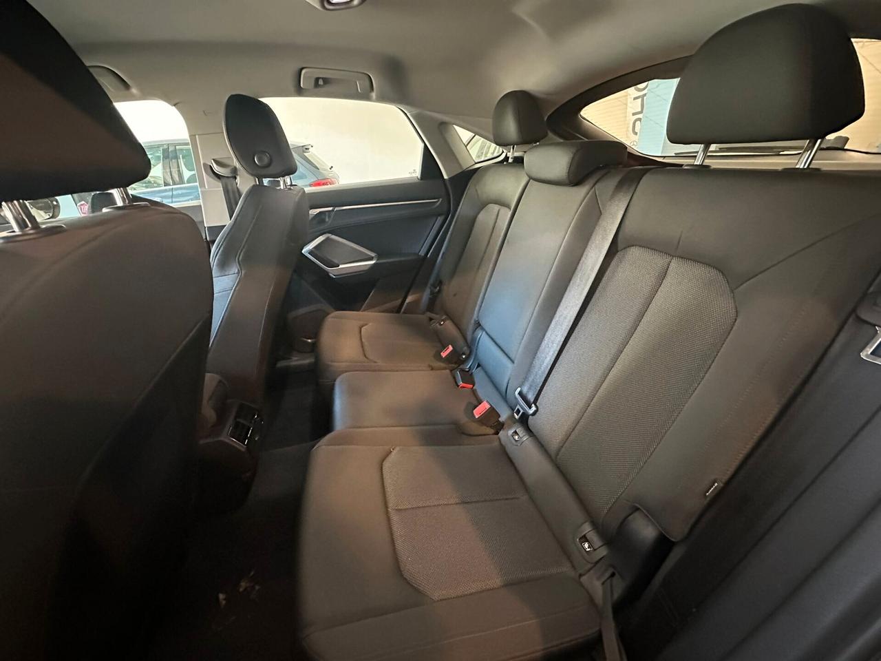 Audi Q3 SPB 35 TDI S tronic Business Plus