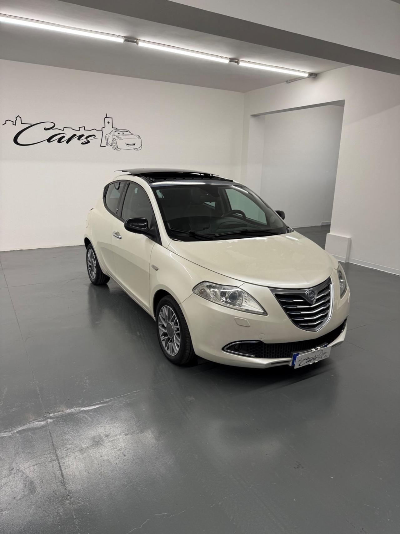Lancia Ypsilon 1.2 69 CV Platinum