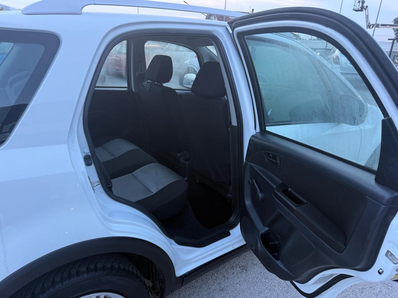 Fiat Sedici 2.0 MJT 16V DPF 4x4 Experience