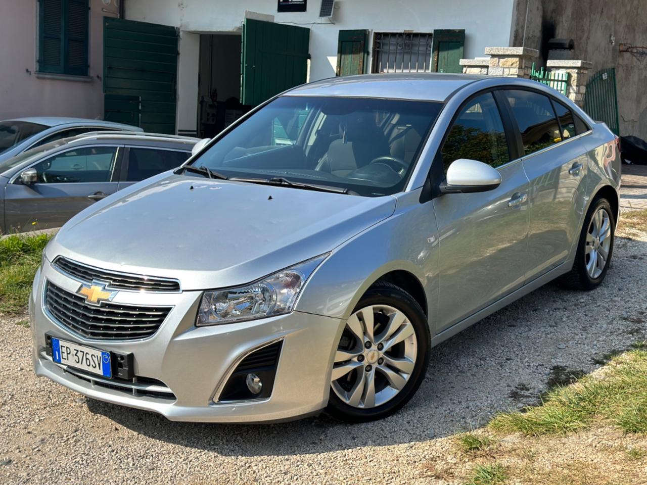Chevrolet CRUZE 1.7 Diesel 5P LT KMCERT UNICOPR