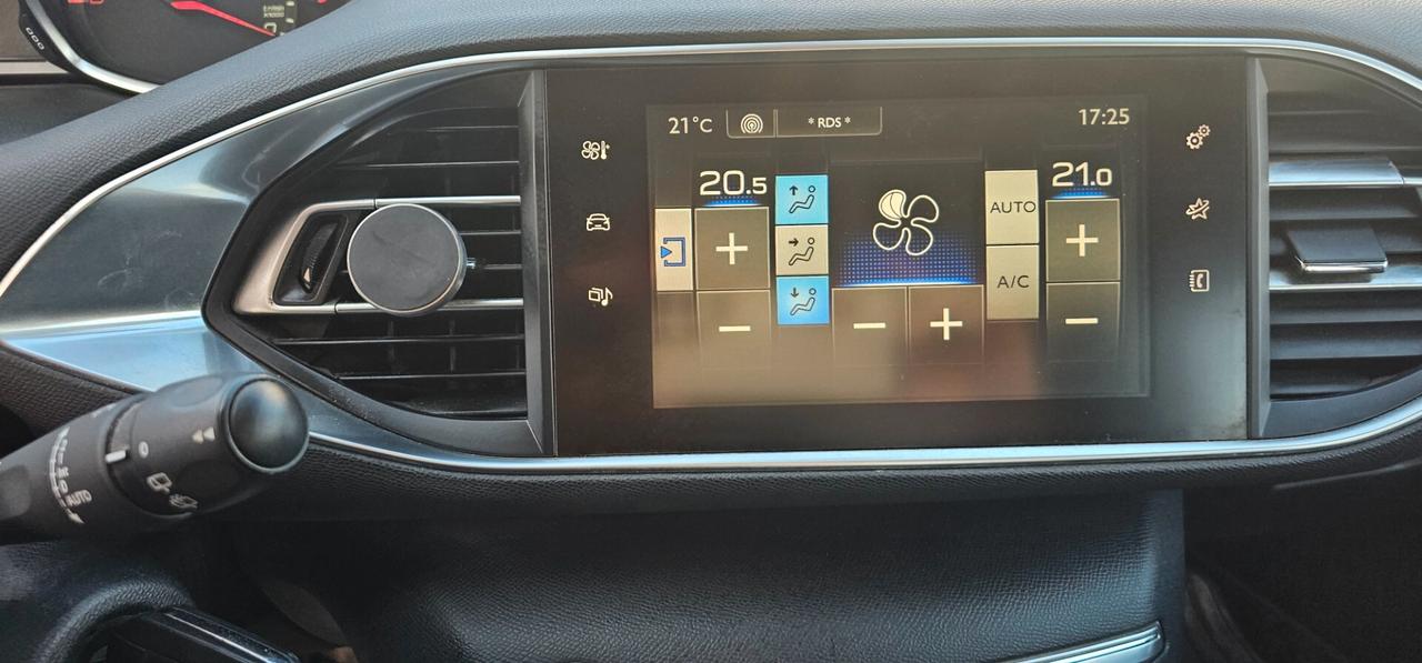 Peugeot 308 1.6 HDi 92 CV Business