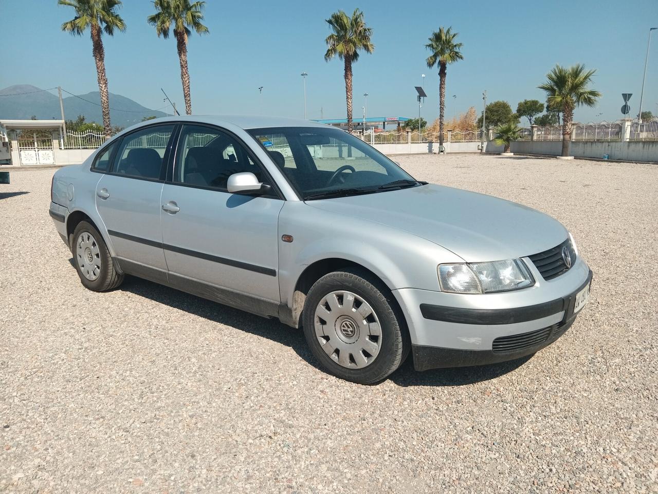 Passat 1.9 TDI/110 CV Highline PERFETTA QUAL PROVA