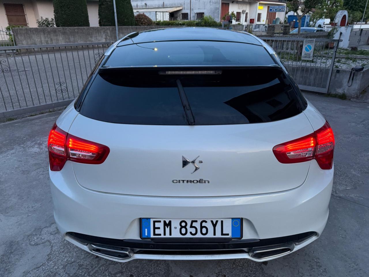 Ds DS5 2.0 HDi 160 aut. Pure Pearl 2012 FULL OPT TETTO