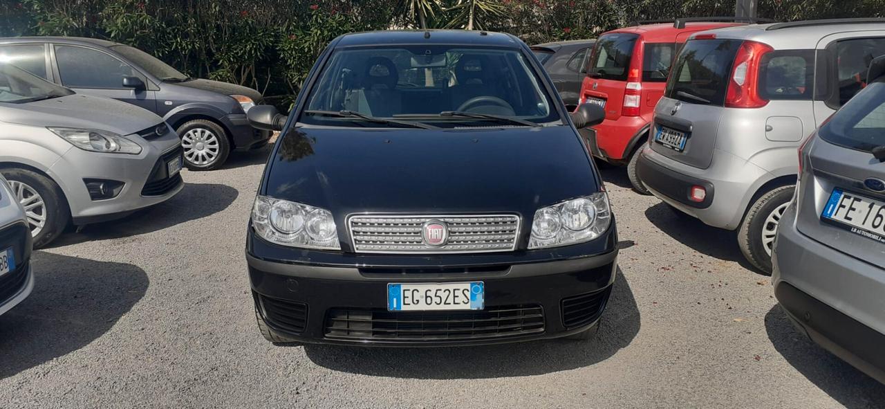 Fiat Punto 2010 - 1.2 benzina Lb automobili