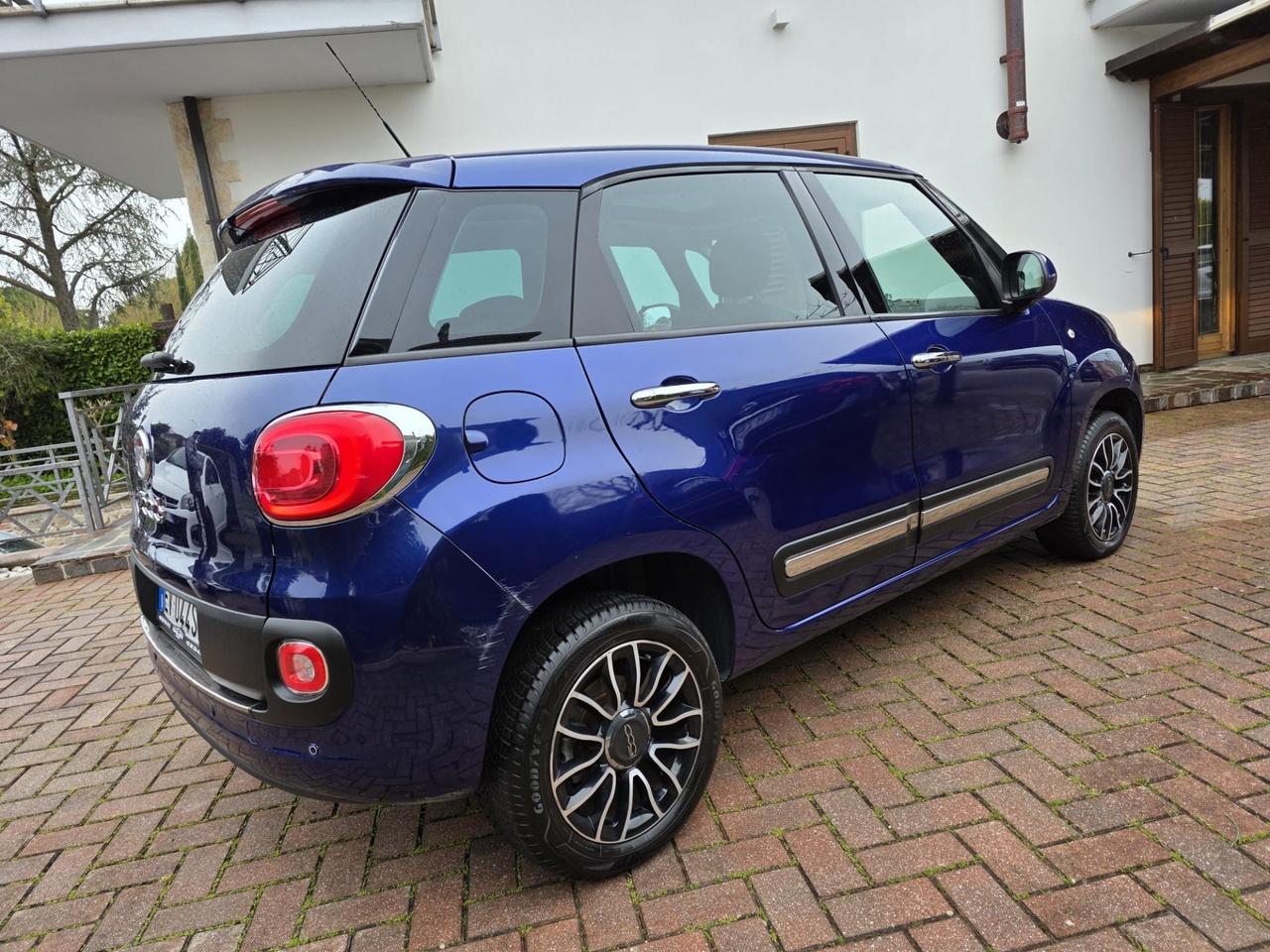 Fiat 500L 0.9 TwinAir Turbo Natural Power Pop Star