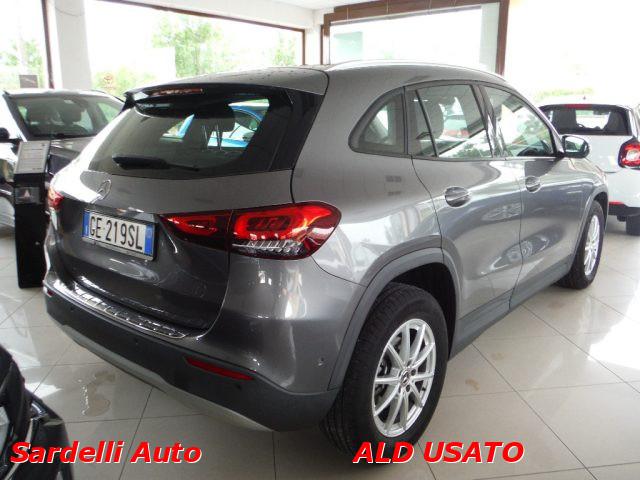 MERCEDES-BENZ GLA 180 d Automatic Business