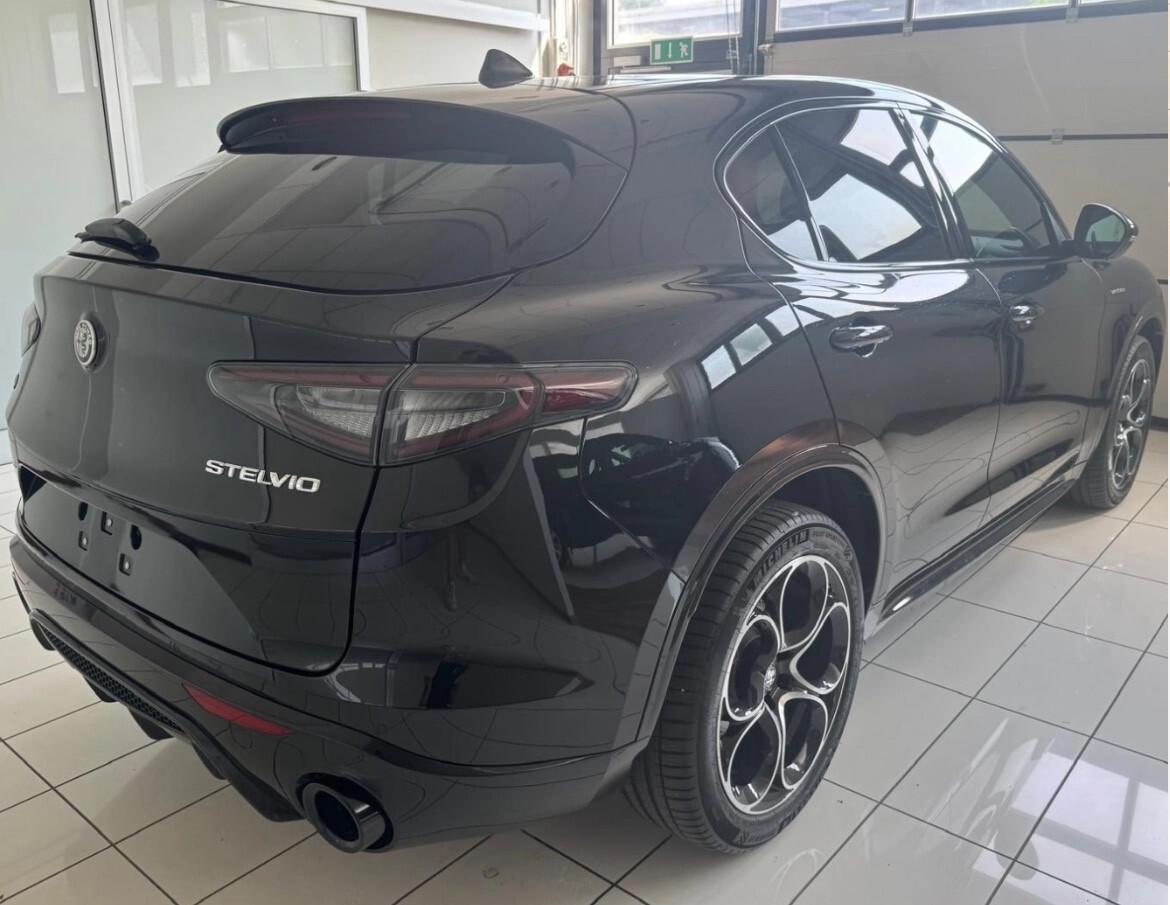 Alfa Romeo Stelvio 2.2 Turbodiesel 210 CV AT8 Q4 Veloce