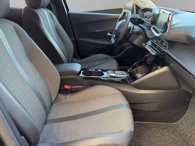 Peugeot 2008 PureTech 130 S&S EAT8 Allure