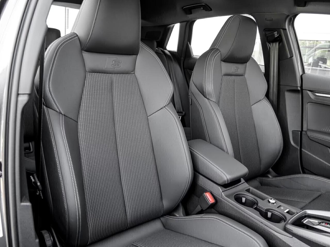 Audi A3 SPORTBACK 35 TDI S tronic S line edition PANORAMA + FARI MATRIX + CAMERA + R18