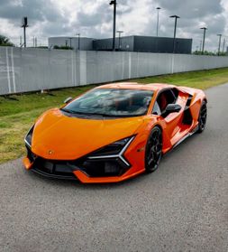 Lamborghini Revuelto 6.5 V12