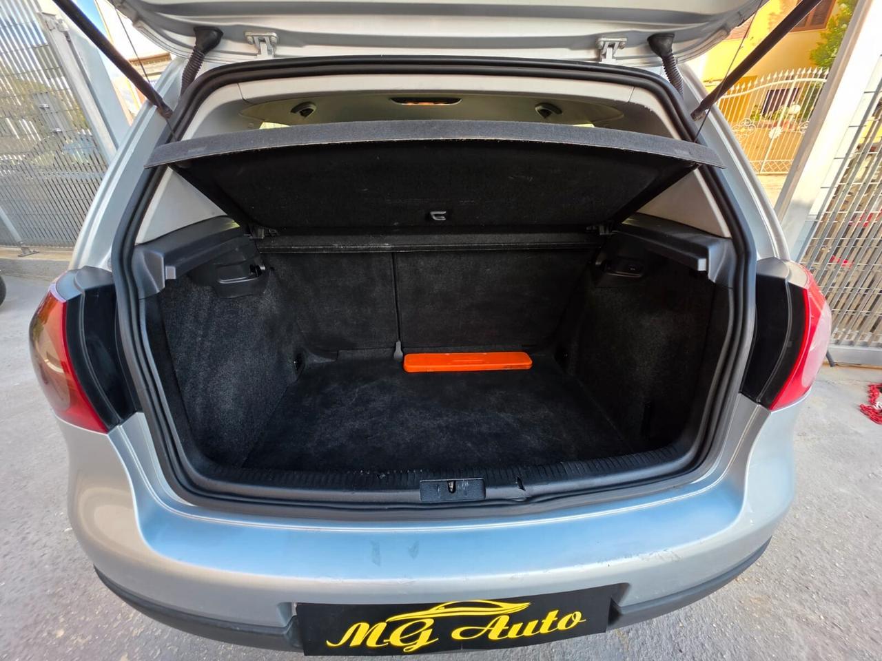 Volkswagen Golf 2.0 16V TDI 5p. Comfortline