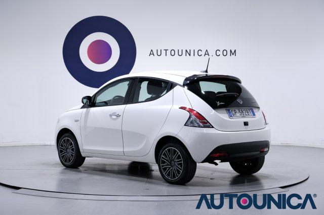 LANCIA Ypsilon 1.0 FIREFLY 5 PORTE S&S HYBRID GOLD NEOPATENTATI