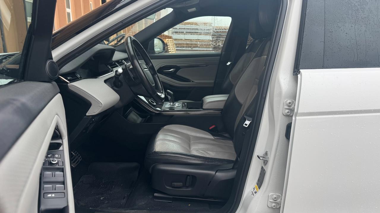 LAND ROVER RANGE ROVER EVOQUE 150CV - 2019