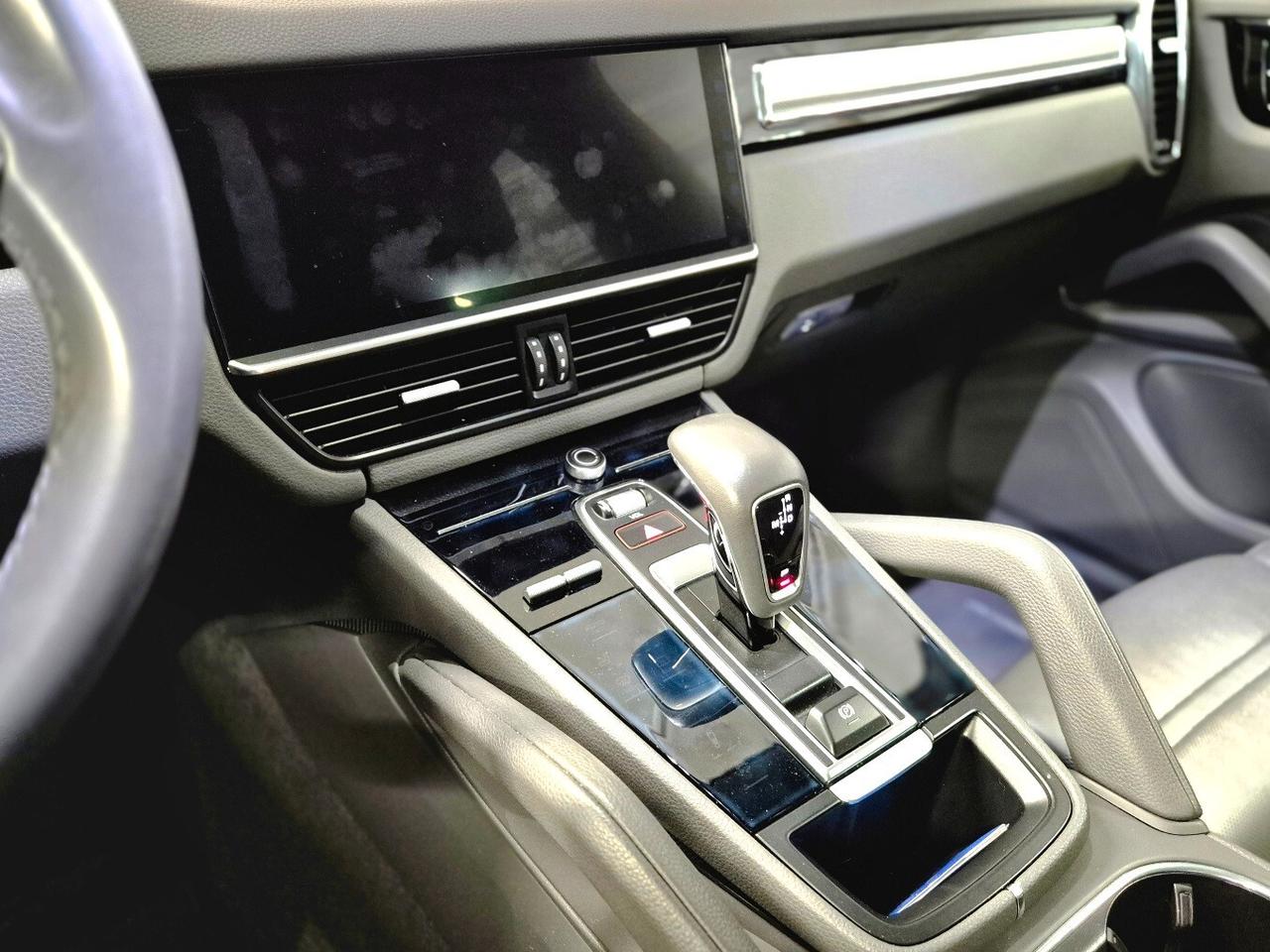 Porsche Cayenne 3.0 V6 E-Hybrid