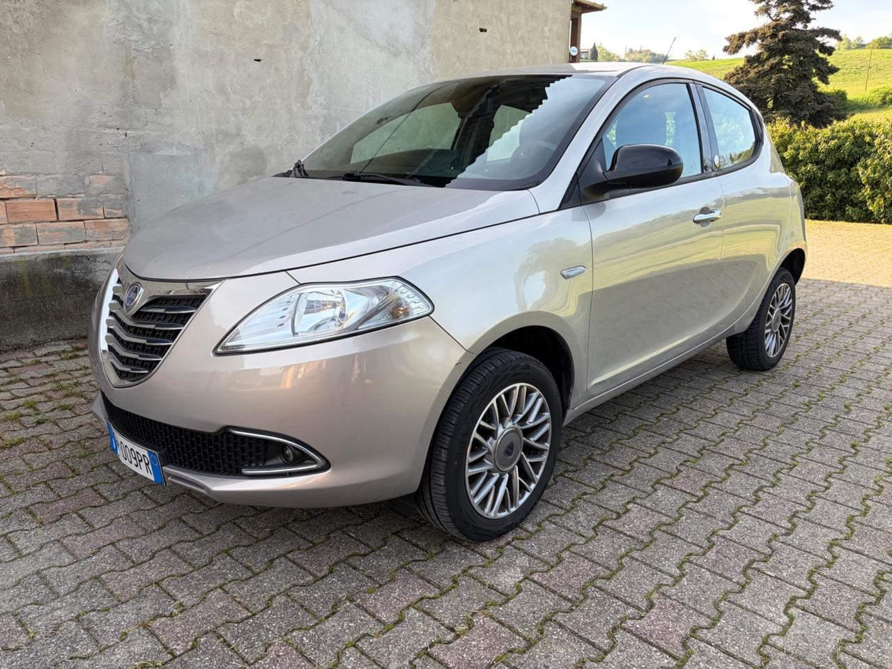 Lancia Ypsilon 0.9 TwinAir Metano Ecochic