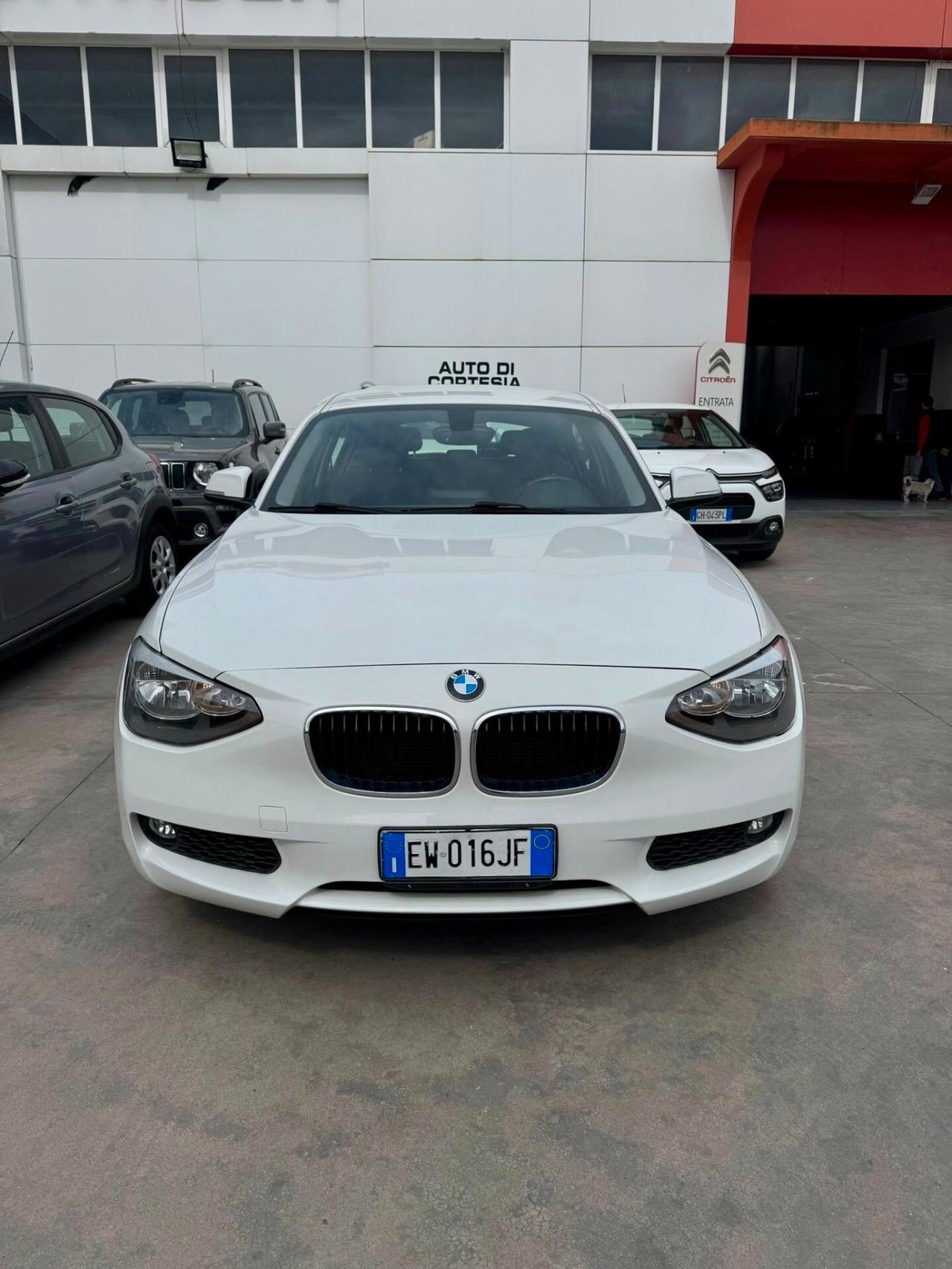 Bmw 114 114d 5p. Urban
