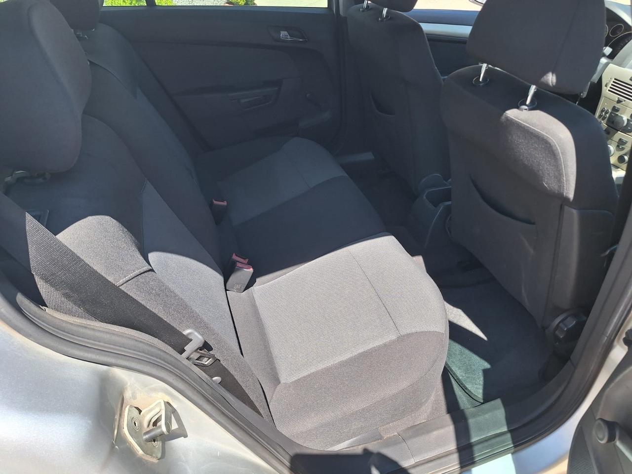 Opel Astra 1.4 16V GPL