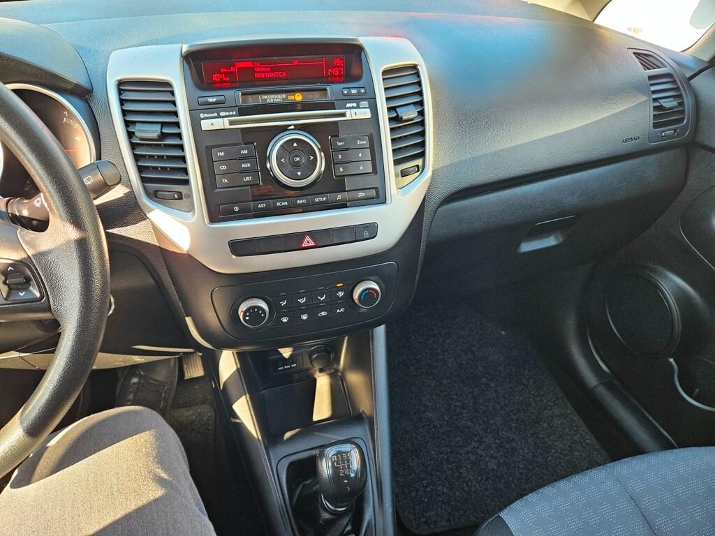 KIA VENGA 1.4 CRDI 90CV. MY WORLD-2017