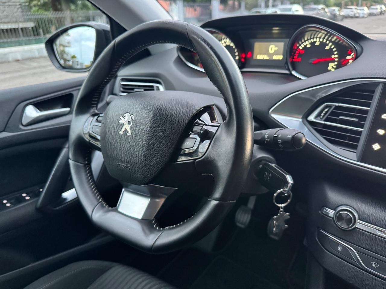 Peugeot 308 BlueHDi 120 S&S EAT6 SW Allure