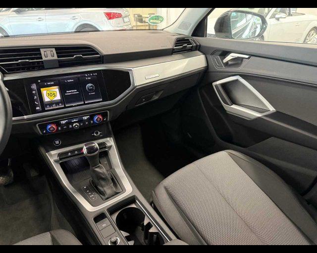 AUDI Q3 35 TFSI S tronic Business Advanced