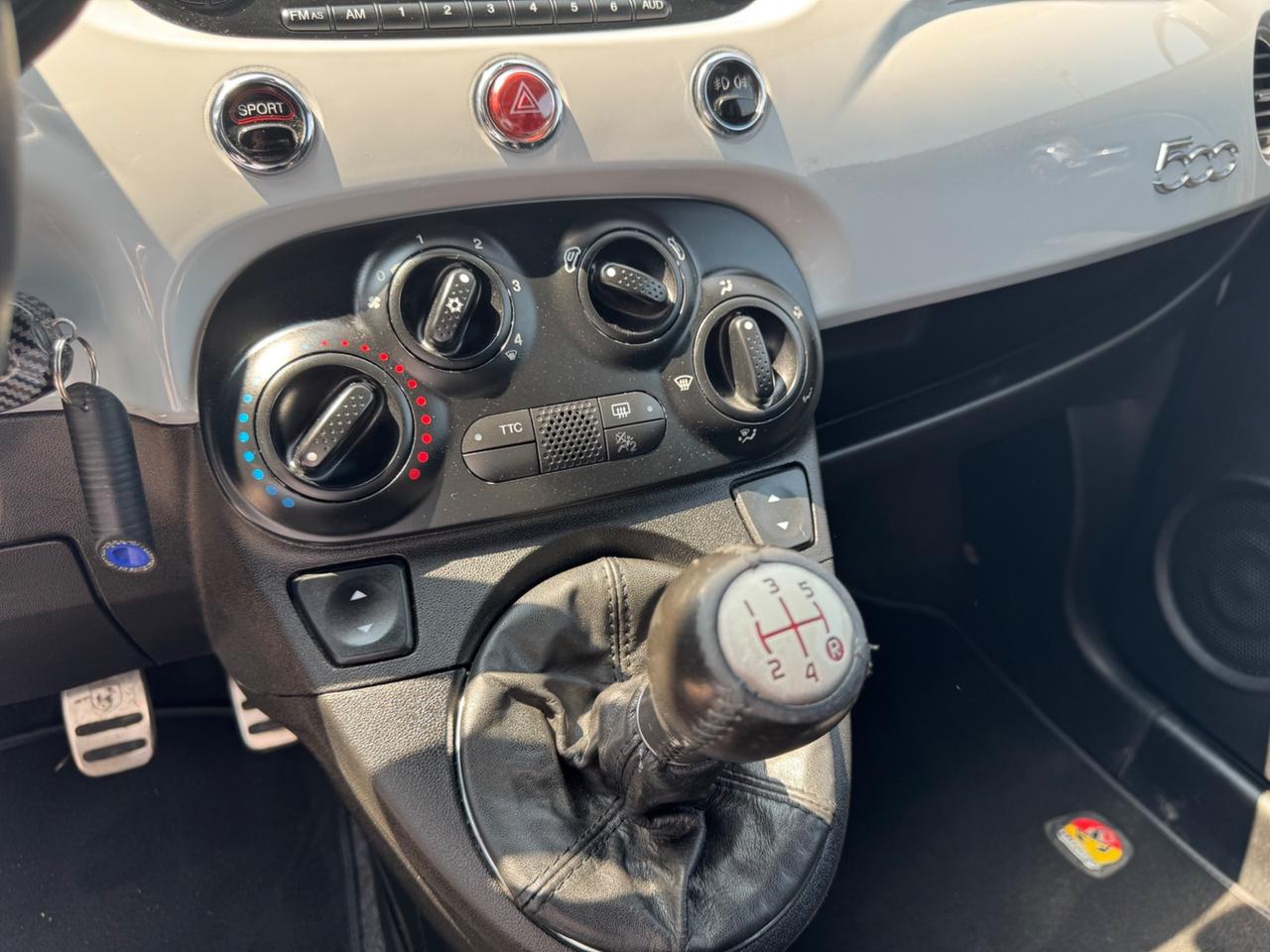 Abarth 500 1.4 Turbo T-Jet Custom