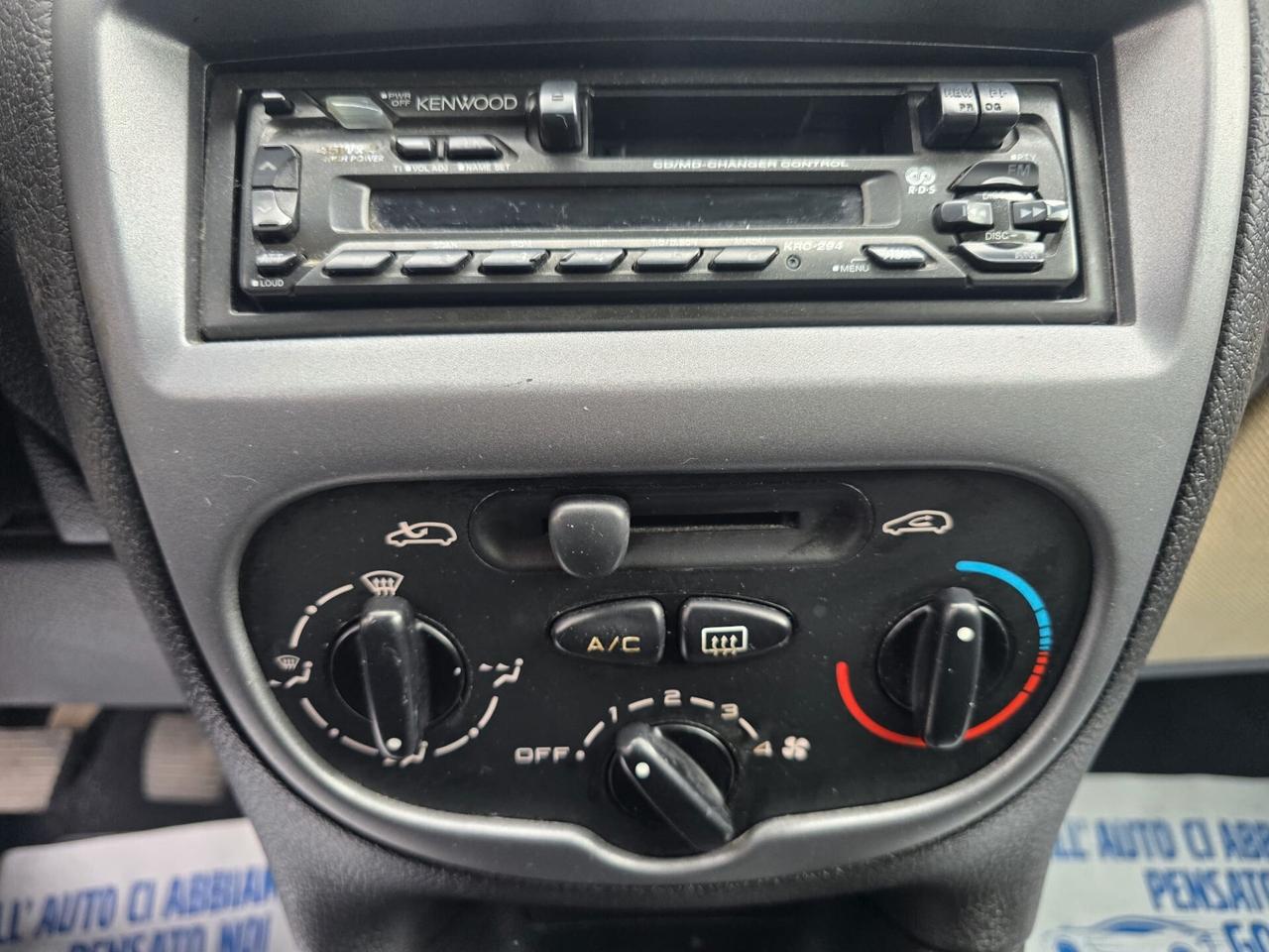 Peugeot 206 1.1 5p. S 60cv NEOPATENTATI