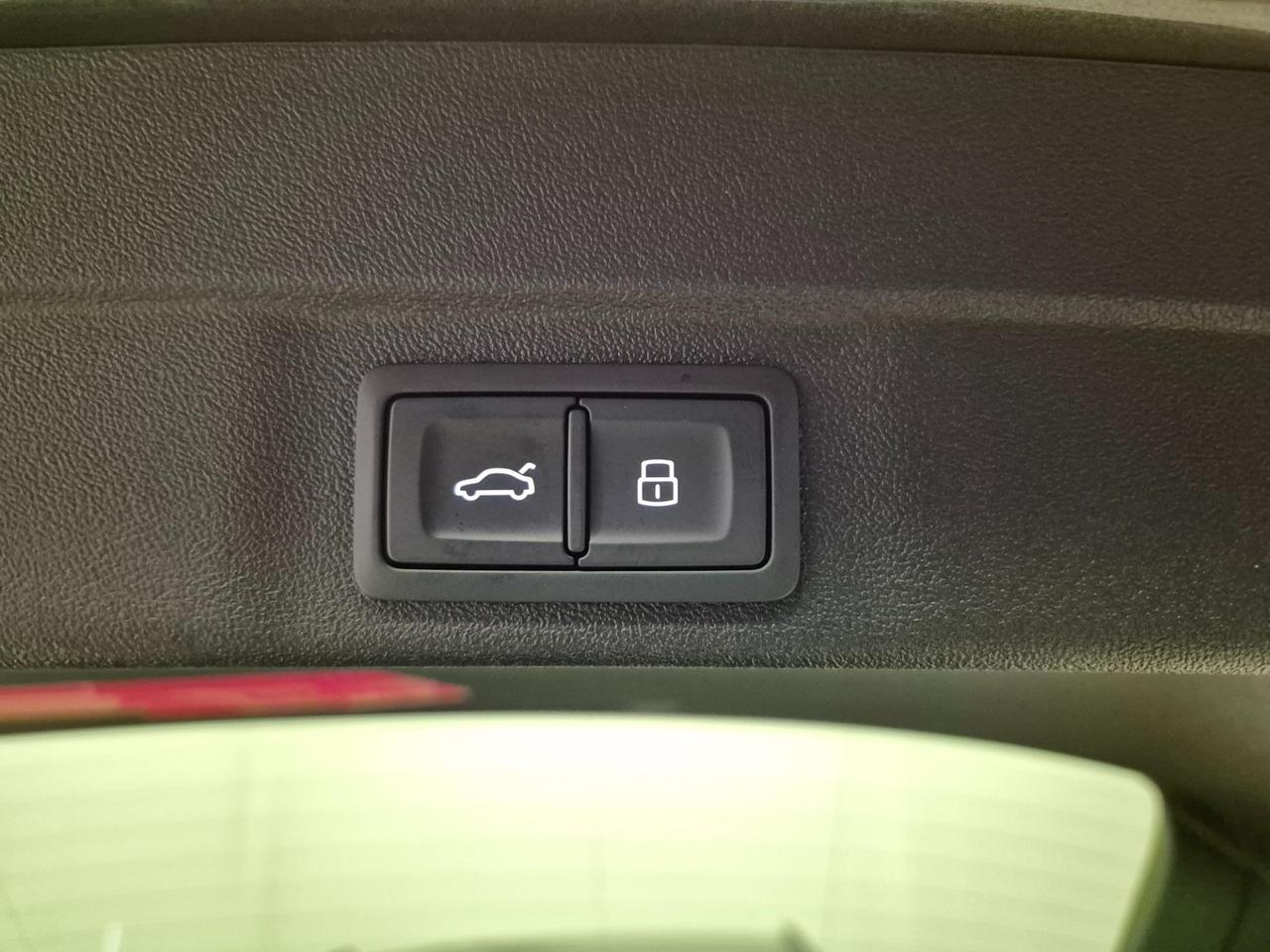 Audi A6 Avant 2.0 tdi mhev My2025 S line edition 204cv N1 s-tronic